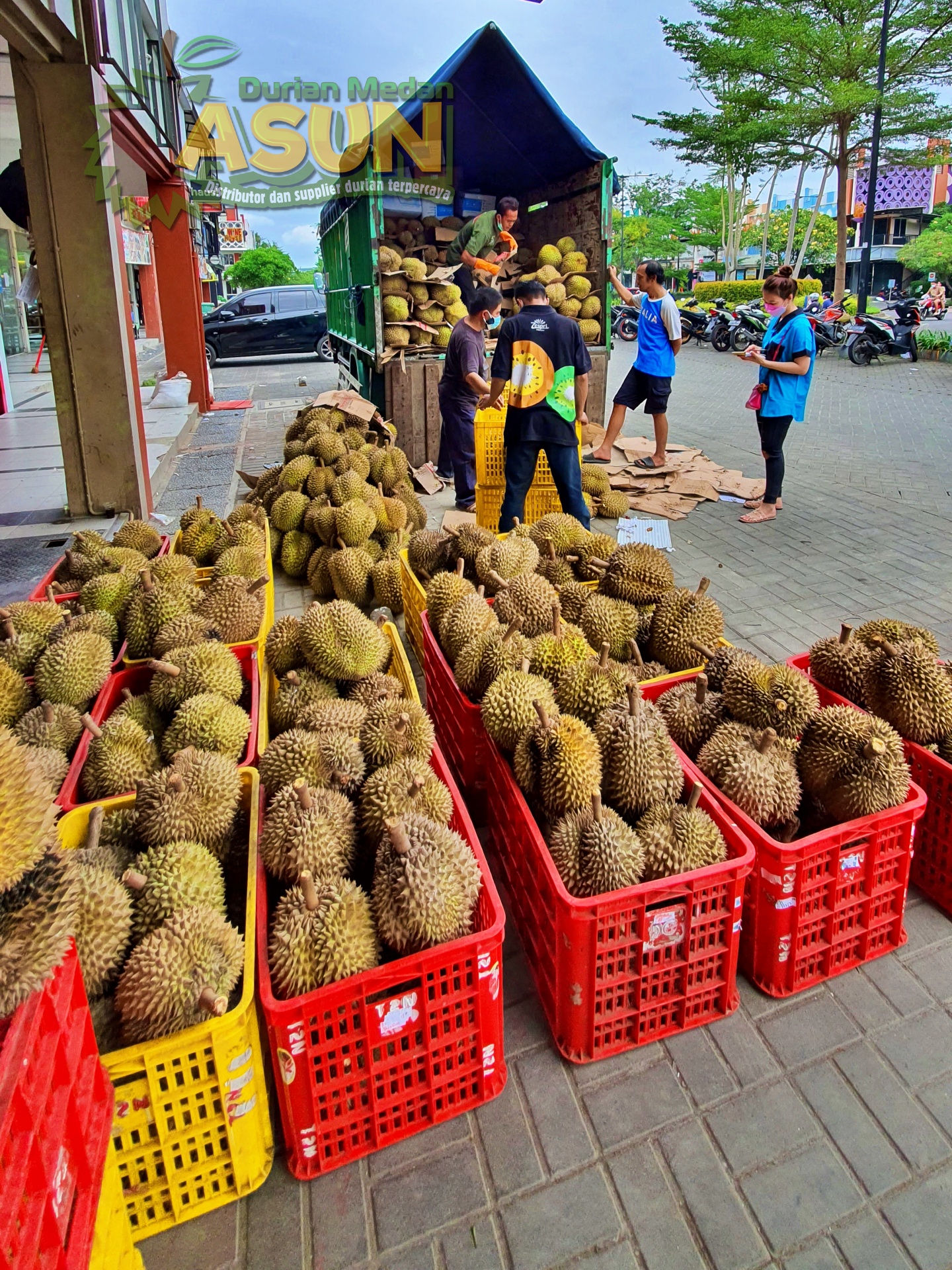 Toko Buah Durian Cengkareng