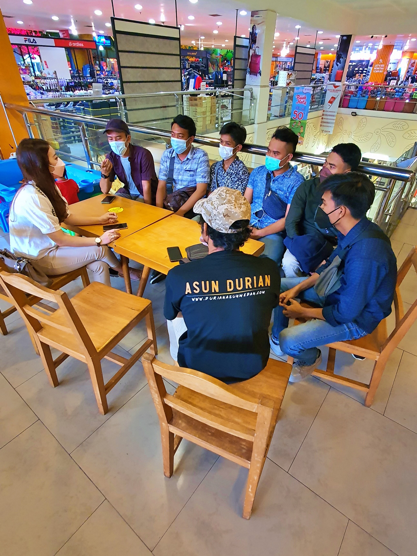 Toko Buah Durian Bogor